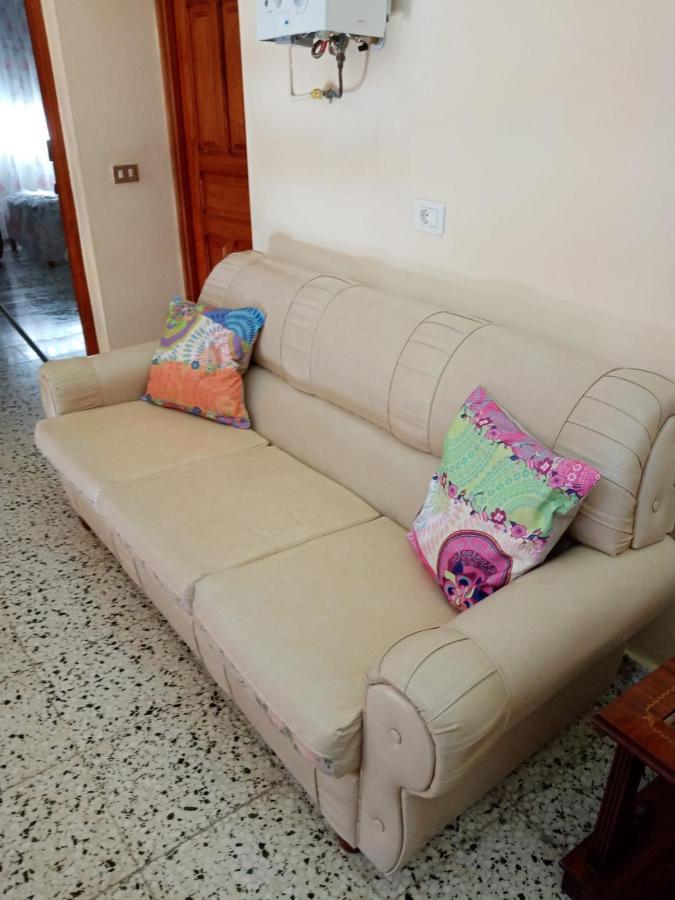 Green Village. Tony Frias. Fasnia Bagian luar foto